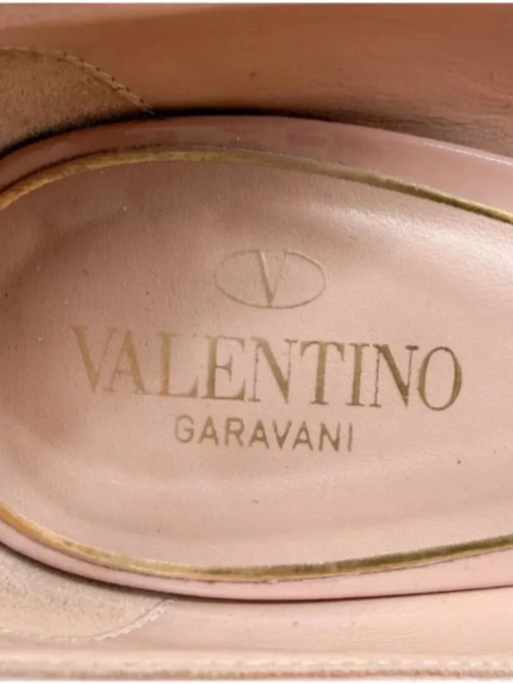Valentino Tan-Go VLogo Platform Pumps Heels Nude 155 Patent Size 39.5 US 9.5